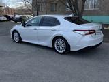 Toyota Camry 2020 года за 14 900 000 тг. в Семей – фото 4