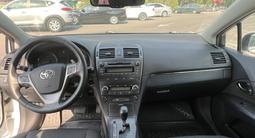 Toyota Avensis 2010 года за 6 700 000 тг. в Алматы – фото 4