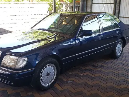 Mercedes-Benz S 320 1995 года за 3 100 000 тг. в Алматы – фото 2