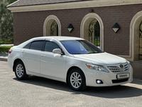 Toyota Camry 2010 года за 7 600 000 тг. в Шымкент