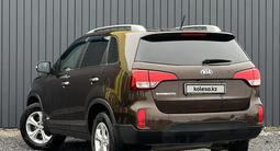 Kia Sorento 2015 годаfor9 590 000 тг. в Актобе – фото 3