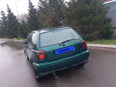 Volkswagen Golf 1997 года за 1 700 000 тг. в Астана