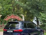 BMW X7 2022 года за 48 500 000 тг. в Алматы – фото 3