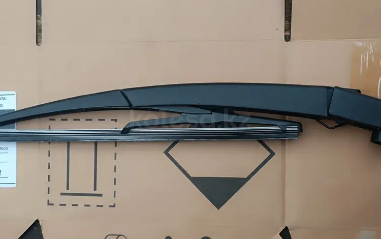 Задний дворник щёткодержатель на mercedes ML GL w164 за 13 000 тг. в Алматы