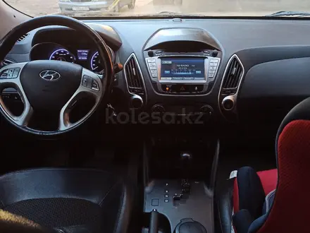 Hyundai Tucson 2013 года за 7 500 000 тг. в Уральск – фото 6