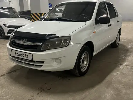 ВАЗ (Lada) Granta 2190 2013 года за 2 600 000 тг. в Астана