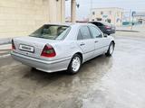 Mercedes-Benz C 230 1999 года за 2 300 000 тг. в Атырау – фото 3