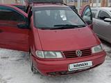 Volkswagen Sharan 1997 года за 2 100 000 тг. в Петропавловск