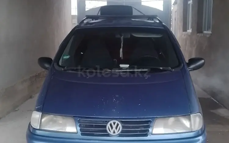 Volkswagen Sharan 1996 года за 1 500 000 тг. в Шымкент