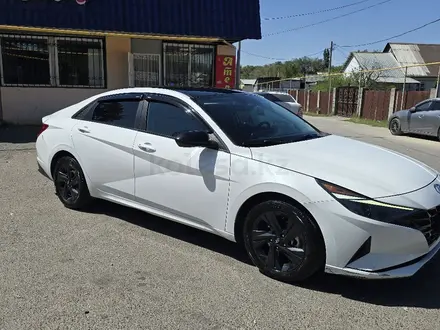 Hyundai Elantra 2020 года за 7 500 000 тг. в Алматы – фото 3