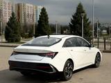Hyundai Elantra 2024 года за 7 900 000 тг. в Алматы – фото 5