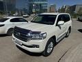 Toyota Land Cruiser 2020 года за 32 900 000 тг. в Астана