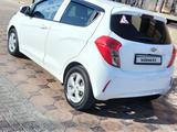 Chevrolet Spark 2019 года за 4 000 000 тг. в Шымкент – фото 2