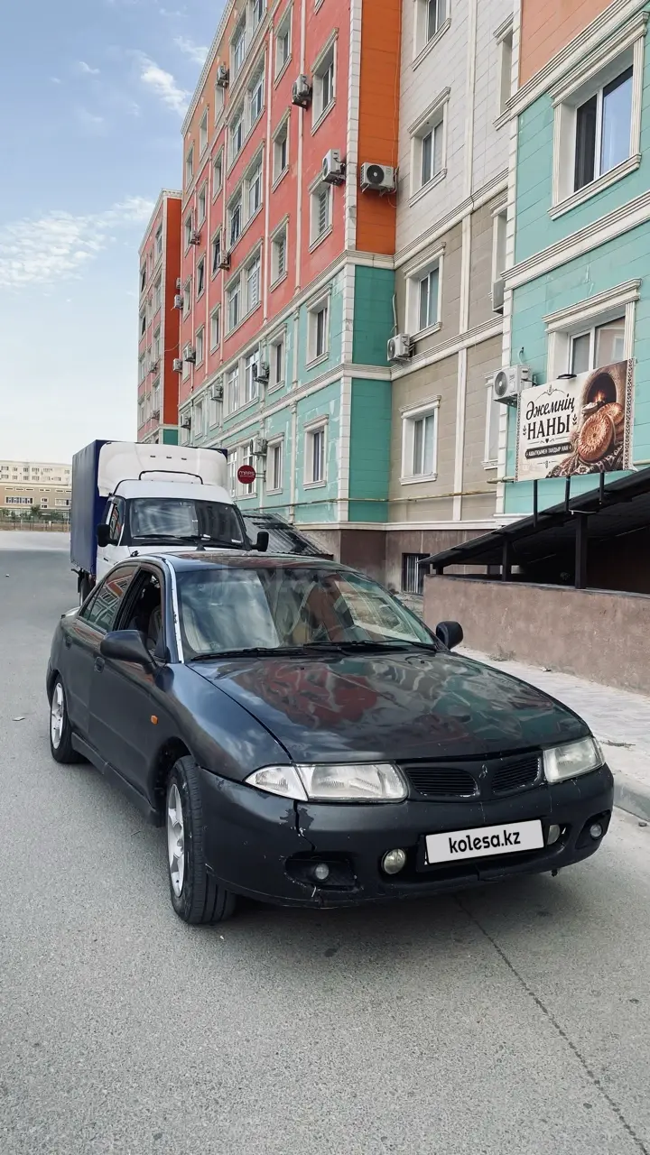 Mitsubishi Carisma, 1997