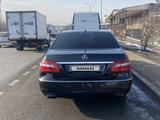 Mercedes-Benz E 300 2009 годаfor7 500 000 тг. в Алматы