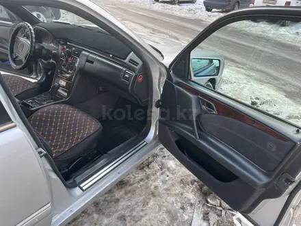 Mercedes-Benz E 320 1997 года за 3 700 000 тг. в Алматы – фото 13