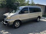 Hyundai Starex 2004 года за 2 890 000 тг. в Шымкент – фото 2