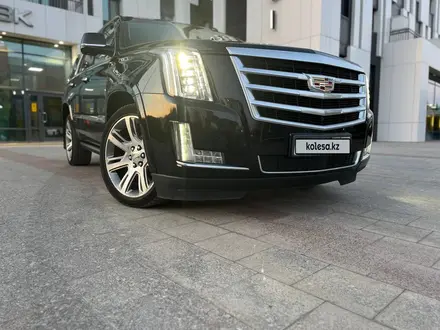 Cadillac Escalade 2015 года за 15 000 000 тг. в Актобе