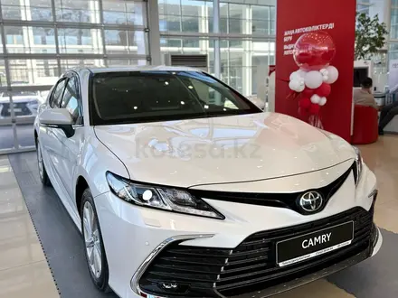 Toyota Camry 2023 года за 17 000 000 тг. в Костанай – фото 2