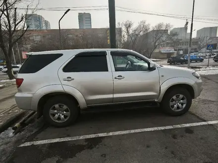 Toyota Fortuner 2007 года за 7 500 000 тг. в Алматы – фото 3