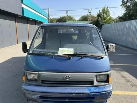 Toyota Hiace 1994 года за 2 000 000 тг. в Алматы – фото 3