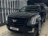 Cadillac Escalade 2016 года за 18 000 000 тг. в Астана