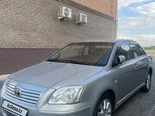 Toyota Avensis, 2005