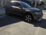 Volkswagen Tiguan 2018 года за 12 100 000 тг. в Алматы