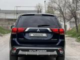 Mitsubishi Outlander 2016 года за 10 500 000 тг. в Шымкент – фото 5