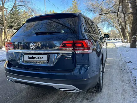 Volkswagen Teramont 2019 года за 17 000 000 тг. в Алматы – фото 10