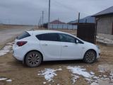 Opel Astra 2013 годаfor2 300 000 тг. в Атырау – фото 3