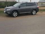 Toyota Highlander 2011 года за 12 900 000 тг. в Павлодар