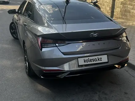 Hyundai Elantra 2023 года за 11 000 000 тг. в Алматы – фото 4