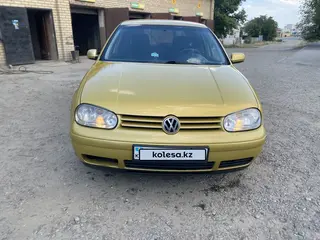 Volkswagen Golf, 1998