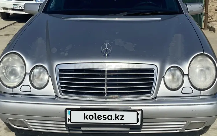 Mercedes-Benz E 320 1998 года за 3 300 000 тг. в Актау