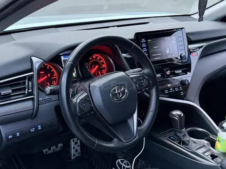 Toyota Camry 2022 года за 15 000 000 тг. в Алматы – фото 8