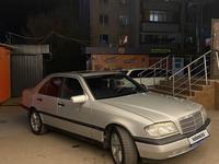 Mercedes-Benz C 180 1996 года за 1 990 000 тг. в Караганда