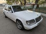 Mercedes-Benz E 280 1994 года за 2 000 000 тг. в Семей – фото 2