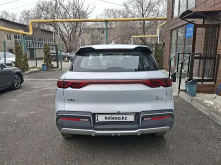 BYD Yuan Up 2025 года за 7 600 000 тг. в Алматы – фото 4