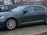 Lexus LS 460 2007 года за 6 000 000 тг. в Актобе – фото 2