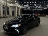 Toyota Camry 2015 года за 5 800 000 тг. в Атырау