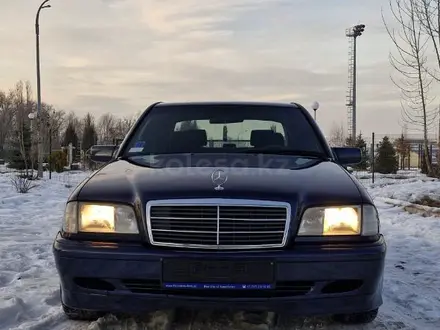 Mercedes-Benz C 200 1997 года за 4 000 000 тг. в Алматы – фото 7