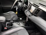 Toyota RAV4 2019 года за 11 000 000 тг. в Атырау – фото 3