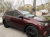 Toyota RAV4 2019 года за 11 000 000 тг. в Атырау – фото 2