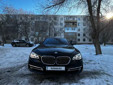 BMW 750 2012 года за 10 000 000 тг. в Актобе – фото 4