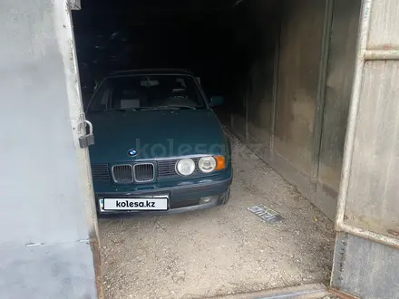 BMW 518 1993 года за 3 000 000 тг. в Алматы