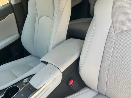Lexus RX 350 2020 года за 20 900 000 тг. в Алматы – фото 6