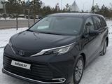 Toyota Sienna 2021 года за 23 000 000 тг. в Астана – фото 2