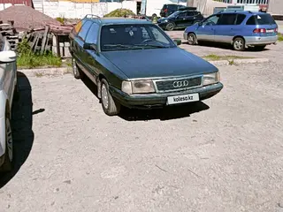 Audi 100