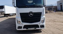 Mercedes-Benz  Actros 2015 годаүшін28 000 000 тг. в Семей